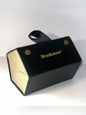 Brookstone Hanging Eyeglass Organizer Travel Case 5 Slot Foldable Storage Holder